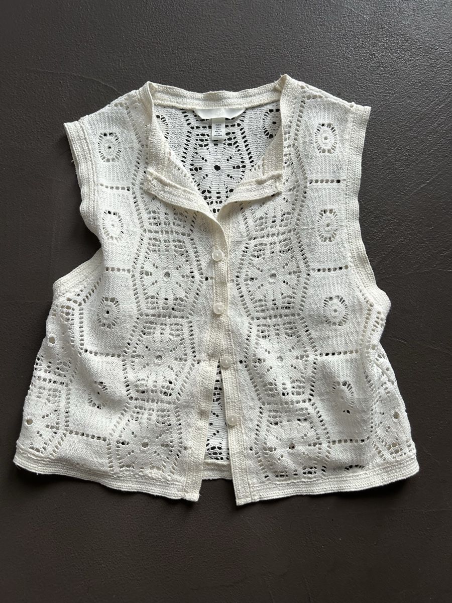 H&M Top: Hakeltop gr S  – Usato da Siebnen venduto da fulli2