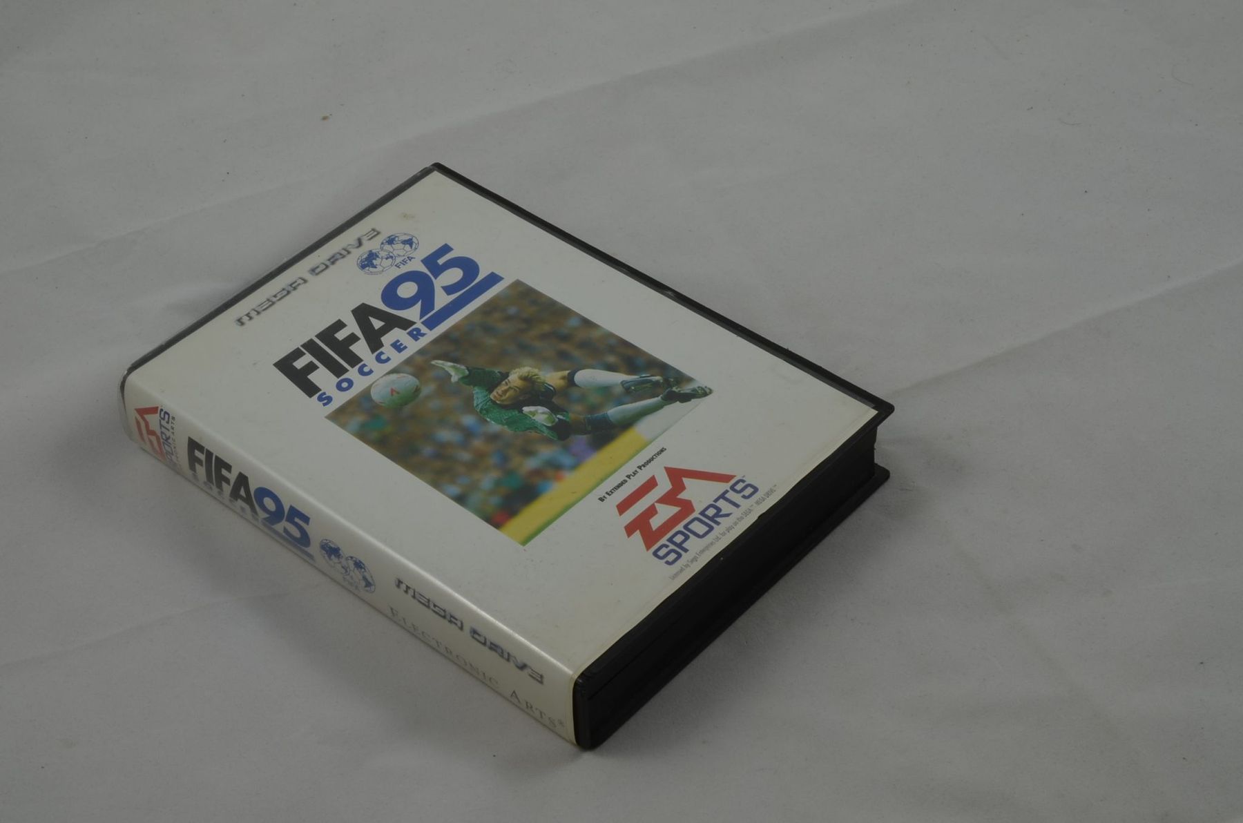 Giochi: Fifa 95 Soccer Sega Mega Drive Spiel CIB – Usato da Buchs AG venduto da SellAndBuyX