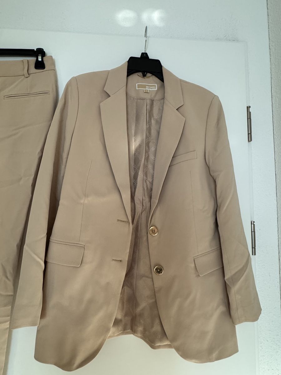 Michael Kors Completi & Tailleur: Eleganter beiger Anzug - Michael Kors US 4 – Nuovo (secondo la descrizione) da Spreitenbach venduto da TheStyleAtelier 5