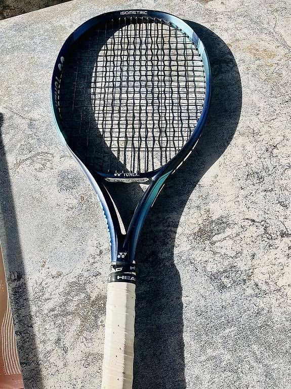 Racchette: Raquette de tennis  – Nuovo e nell'imballaggio originale da Neuchatel venduto da scp_5t5n