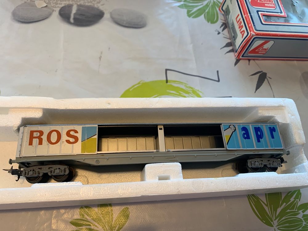 Jouef (Lima, etc...) Wagon Kronenbourg réf 628100 sans boîte / Lot 020