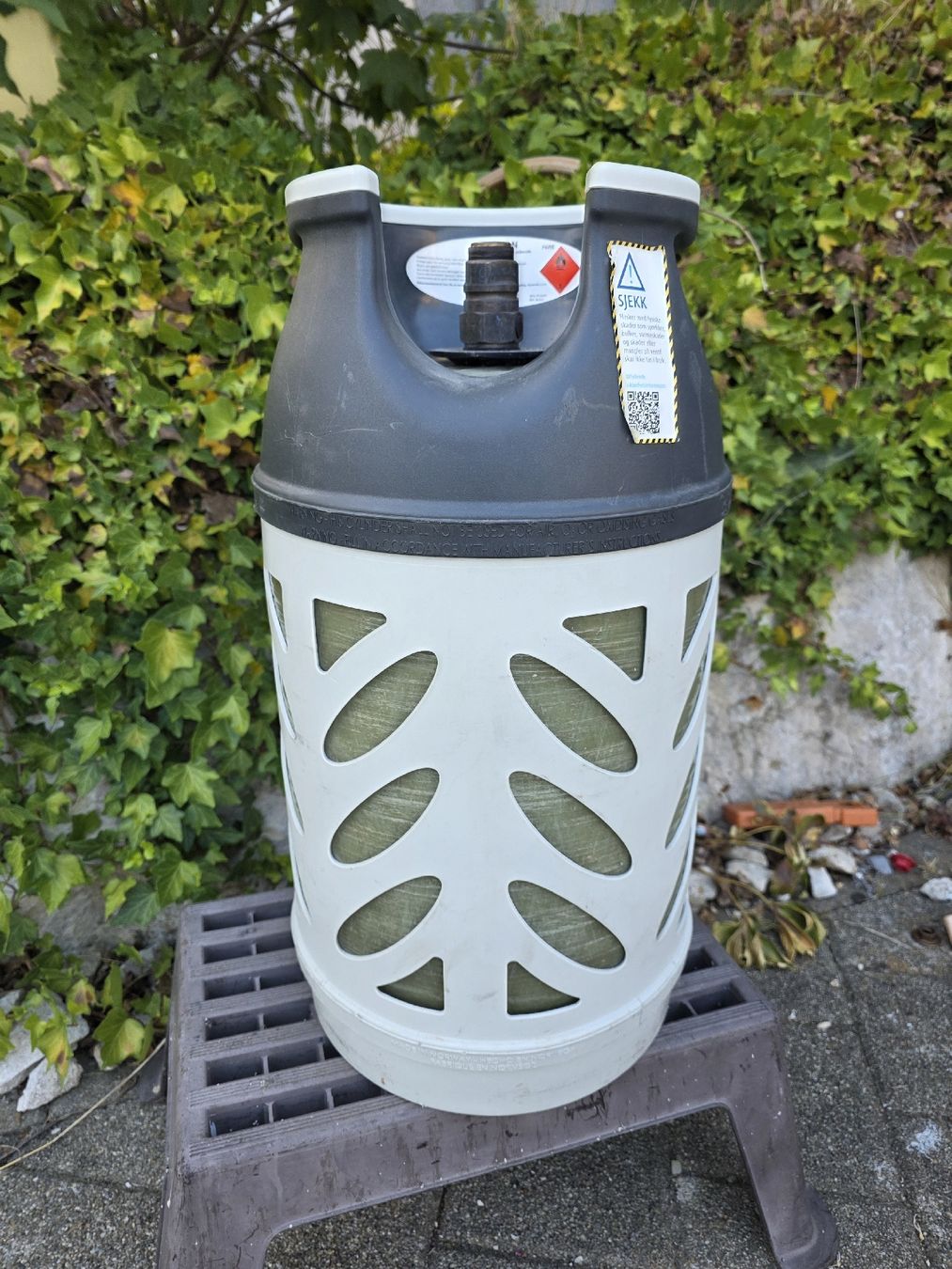 Appareils à gaz et accessoires: Gasflasche Norwegen – D'occasion à Nunningen par astra59