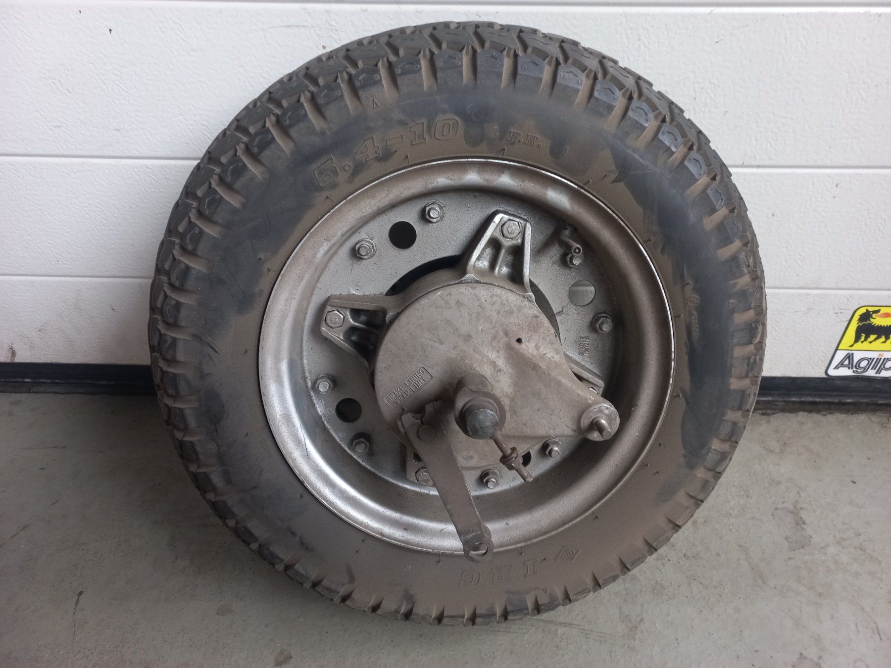 Suzuki Pneumatici & Ruote complete: Oldtimer Motorrad Suzuki RV 50 Hinterrad kompl – Usato da Dulliken venduto da mopar030 1