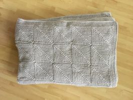 Handgestrickte Decke neu!