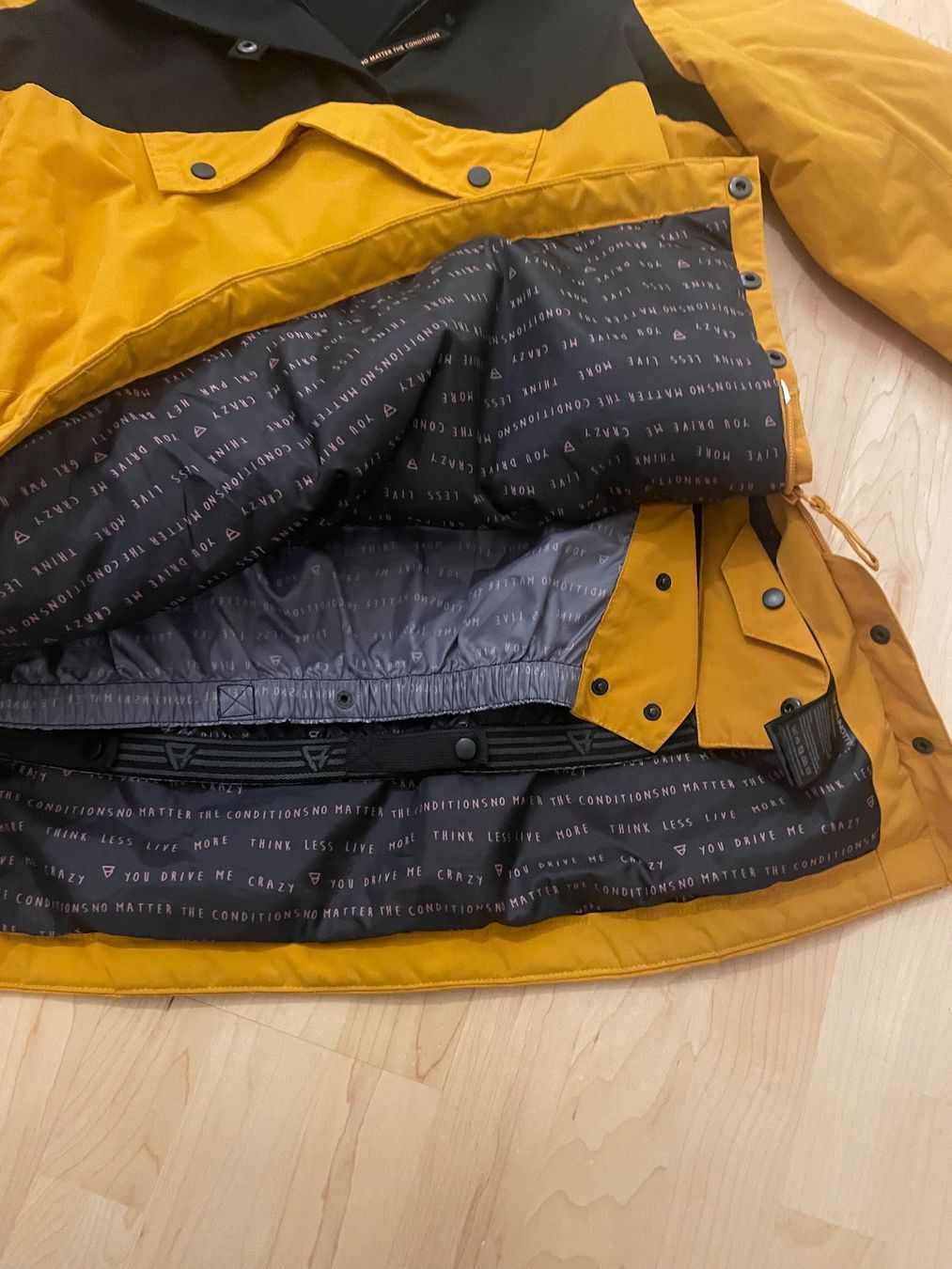 Brunotti Giacche: Brunotto Ski Anorak – Usato da Zürich venduto da Wandi2 7