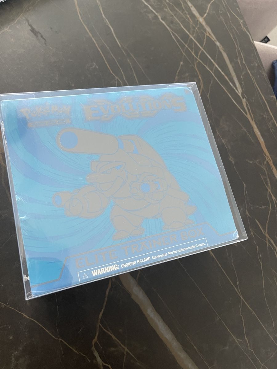 Pokémon Carte collezionabili: Pokemon XY Evoltuions Elite Trainer Box sealed – Nuovo e nell'imballaggio originale da Oberentfelden venduto da Ismail.fenkci