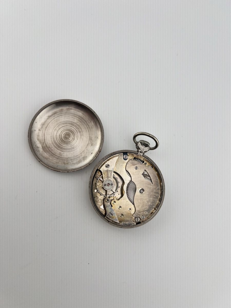 Swiss Montres: Montre de poche Genève  – Défectueux à Biel/Bienne par Olin.ka 3
