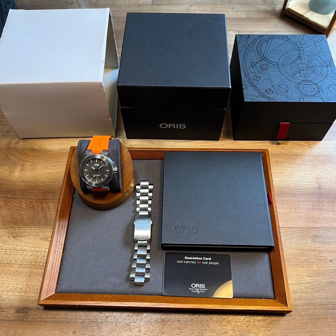 Oris Uhren: Oris Aquis Date Automatic Full Set 01 733 7653 4158 – Gebraucht aus Carouge GE von Watchaser 9