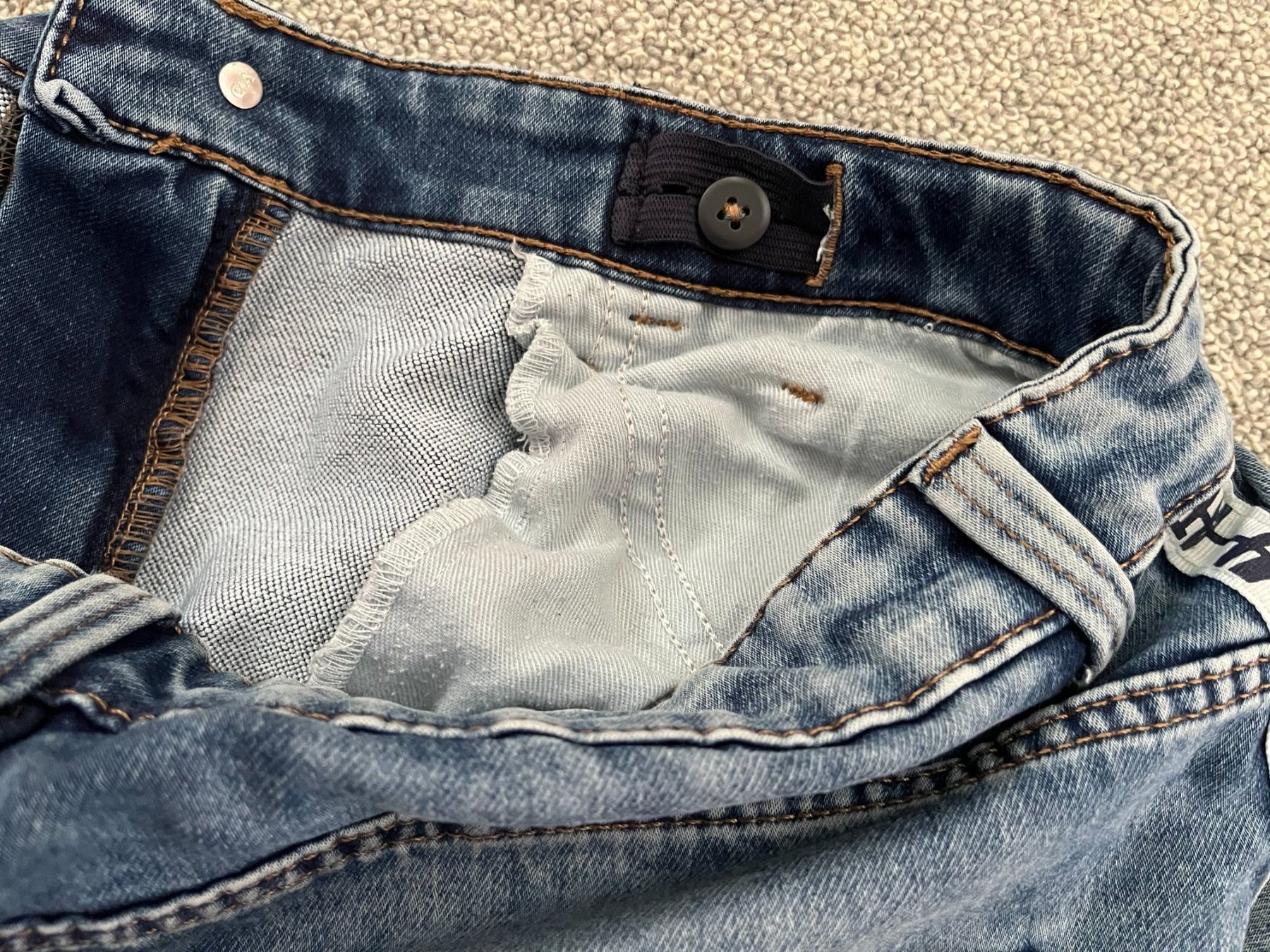 Pantaloni: Short Bermuda Gr 170-176 – Usato da Rekingen AG venduto da nederland1 3