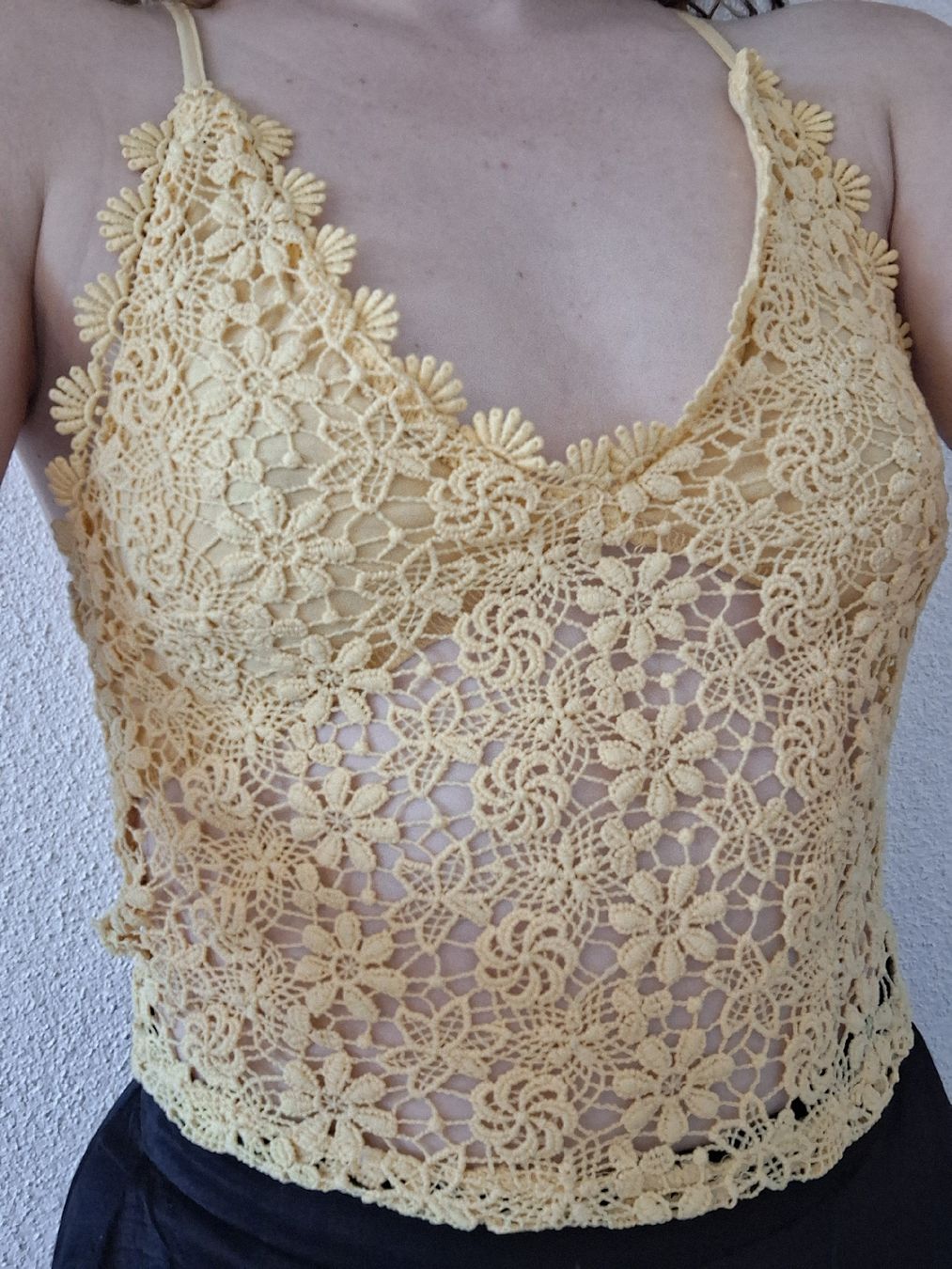 H&M Top: Top H&M jaune – Usato da Ecublens FR venduto da kla_th5j 2