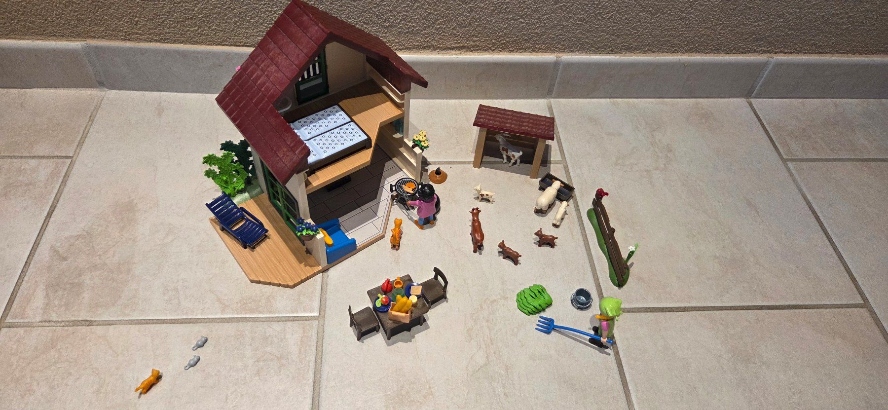 Playmobil Jouets: Playmobil Bauernhaus – D'occasion à Widen par Cariff