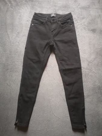 ONLY Damenjeans Grösse XS/30 zu verkaufen