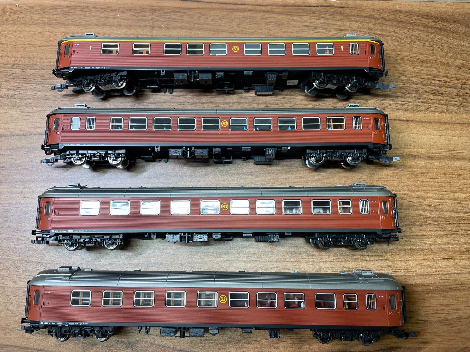 Modelleisenbahnen: NMJ 4x Personenwagen der SJ in DC – Gebraucht aus Villmergen von Mfritz