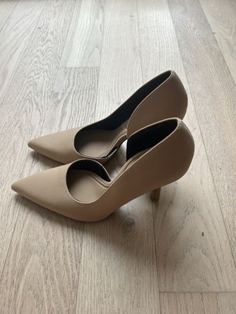Zara shoes NEW size 39