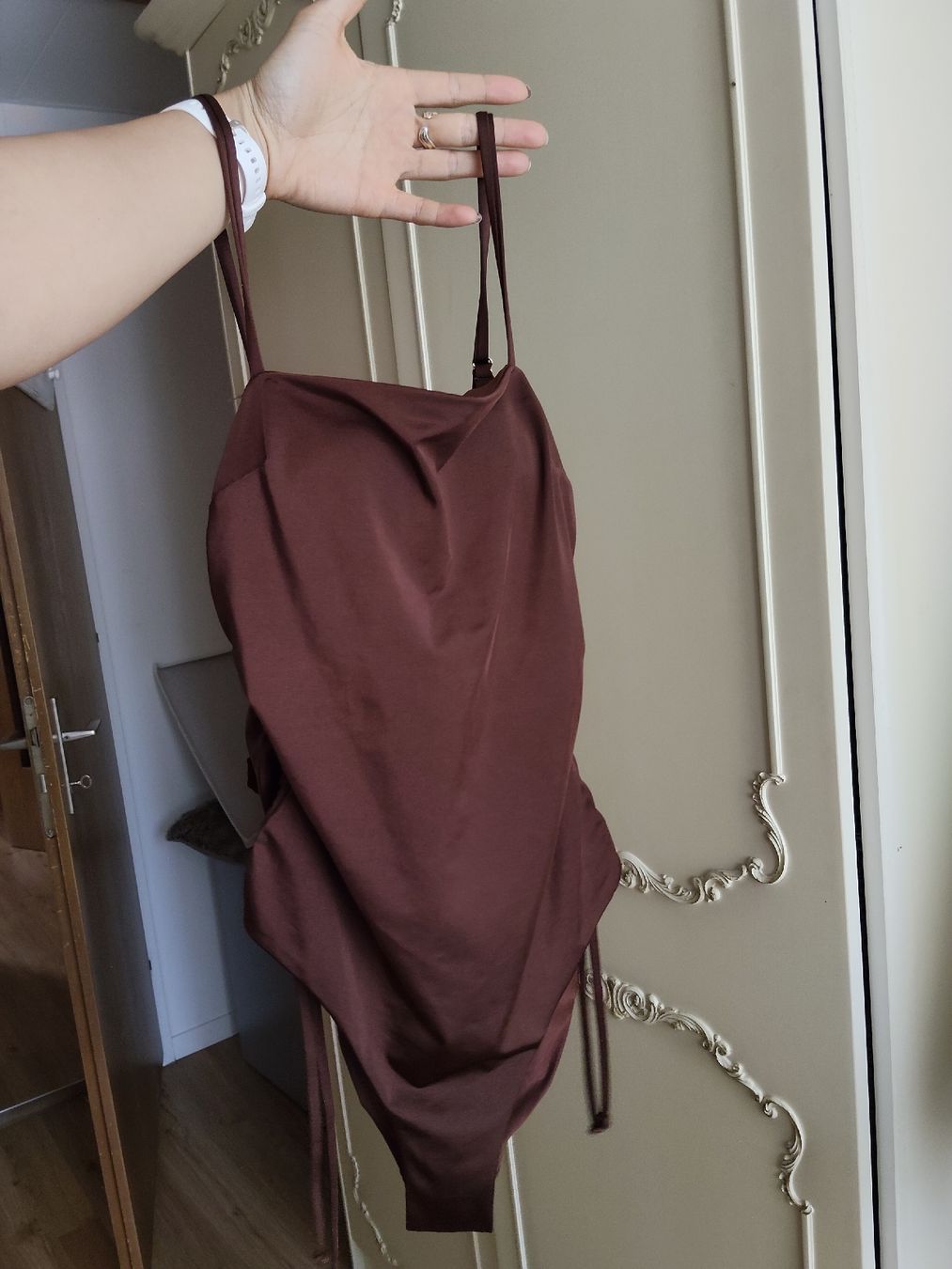 H&M Costumi da bagno & Bikini: Damen Badeanzug dunkelbraun Grösse S/M – Usato da Wil SG venduto da Peachy 2