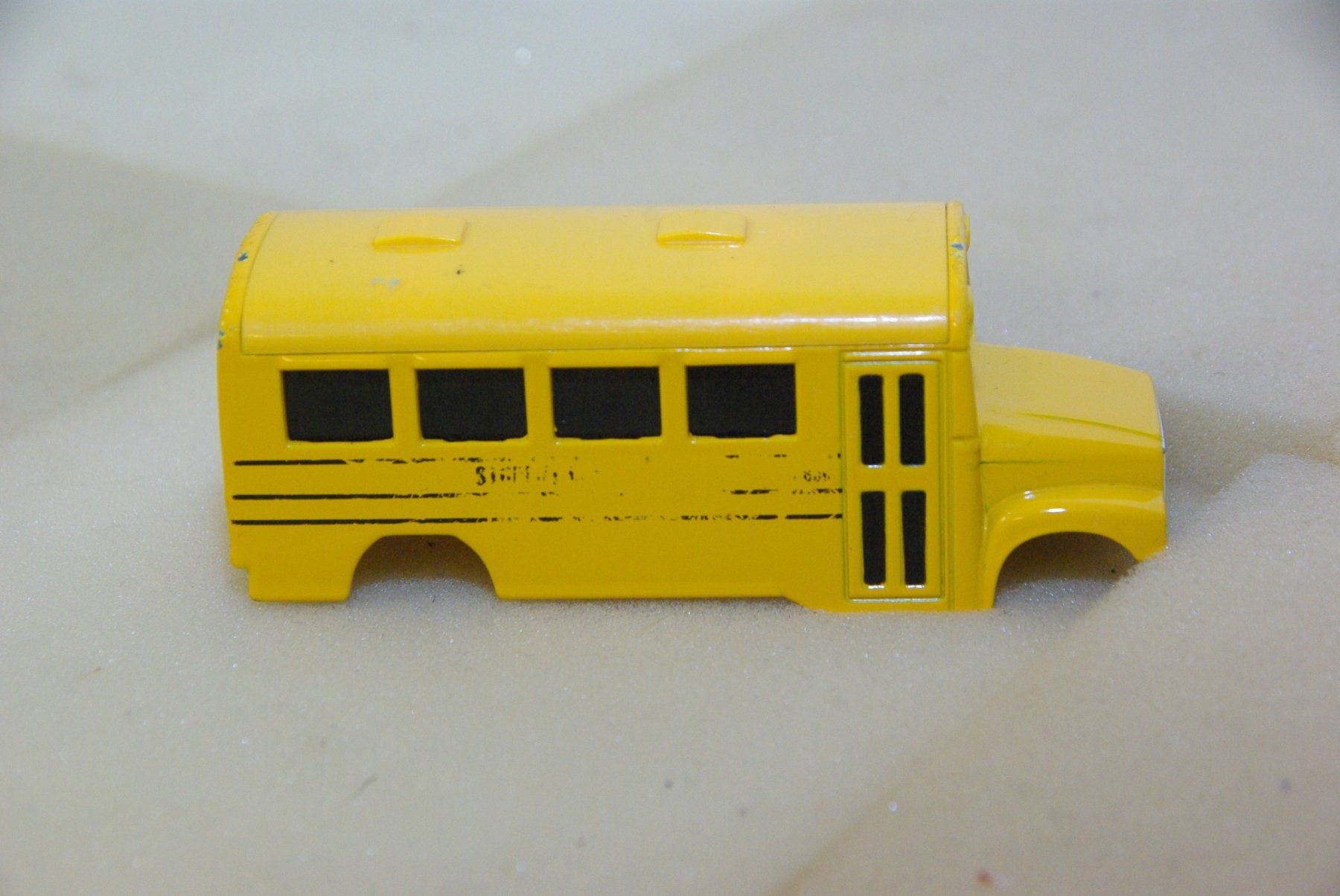 Modellini d'auto: Amerikanischer Schulbus 9896 - gelb – Usato da Herisau venduto da Cevianer1844 5