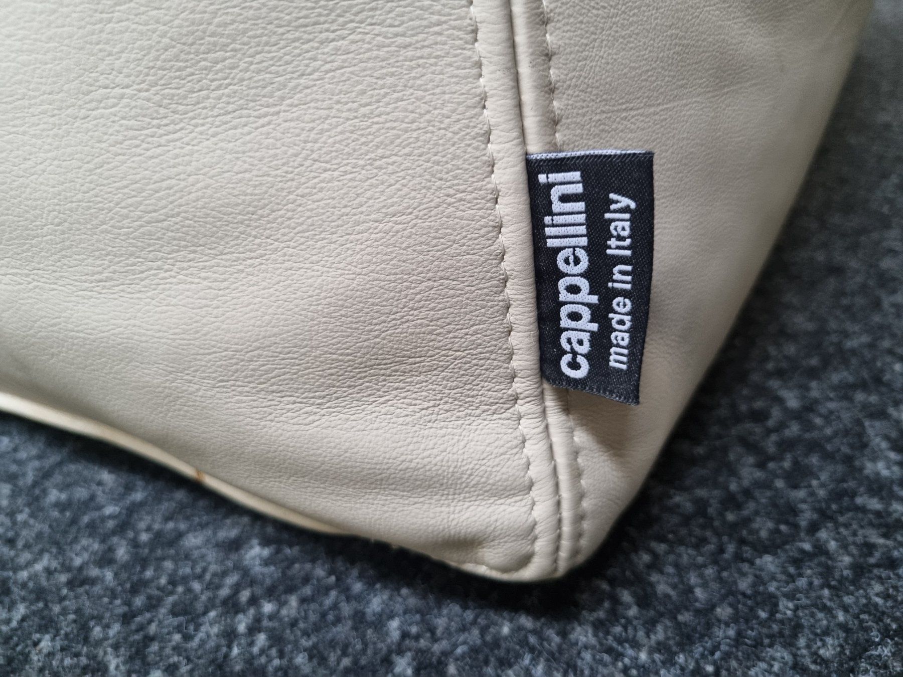 Sgabelli: Cappellini Oblong Leder Hocker quadratisch B0034 – Usato da Affoltern am Albis venduto da Zapro 2