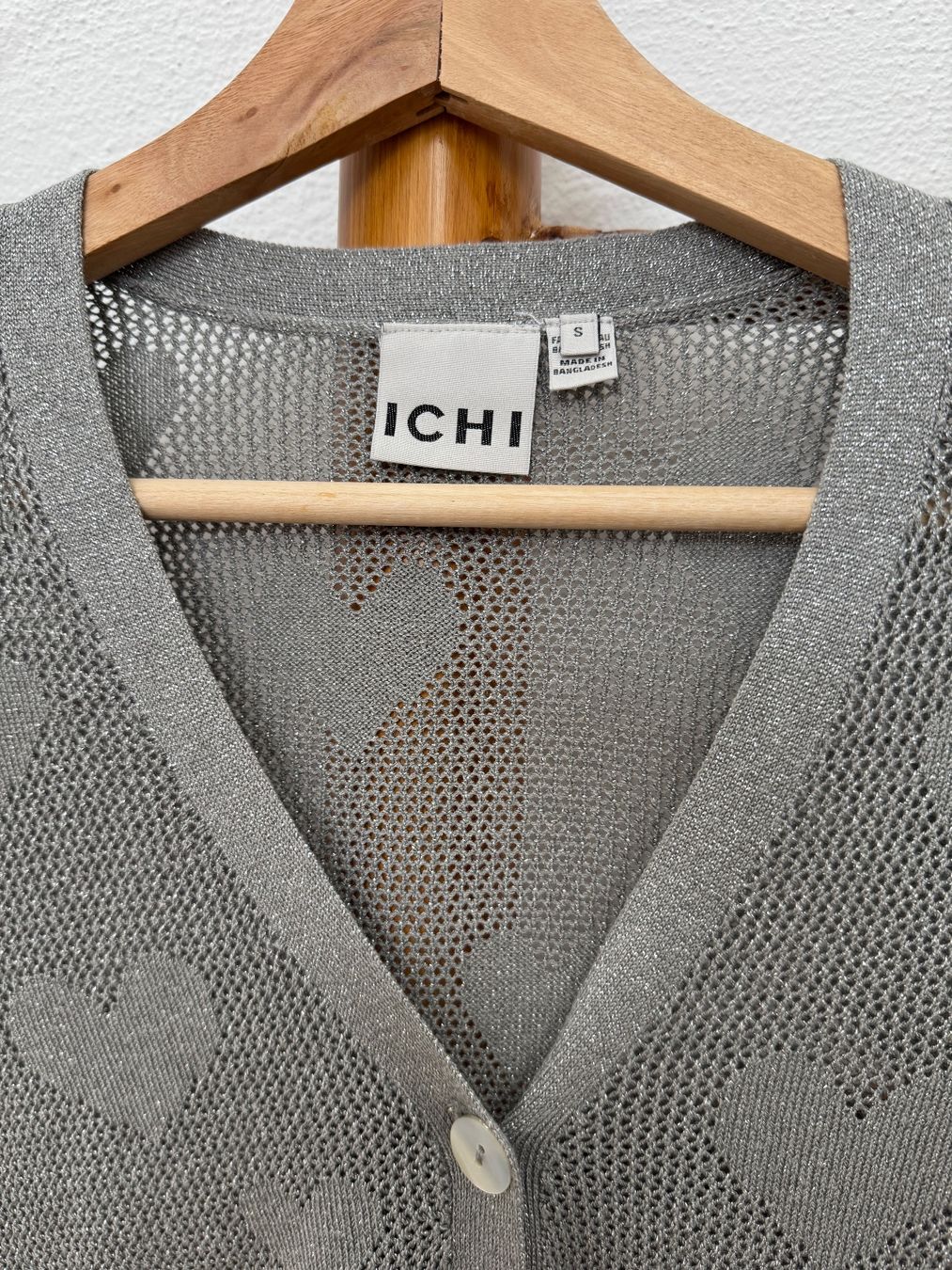 Jacken: Strickjacke von Ichi, Gr. S – Neu (gemäss Beschreibung) aus Ebmatingen von LuKou 1