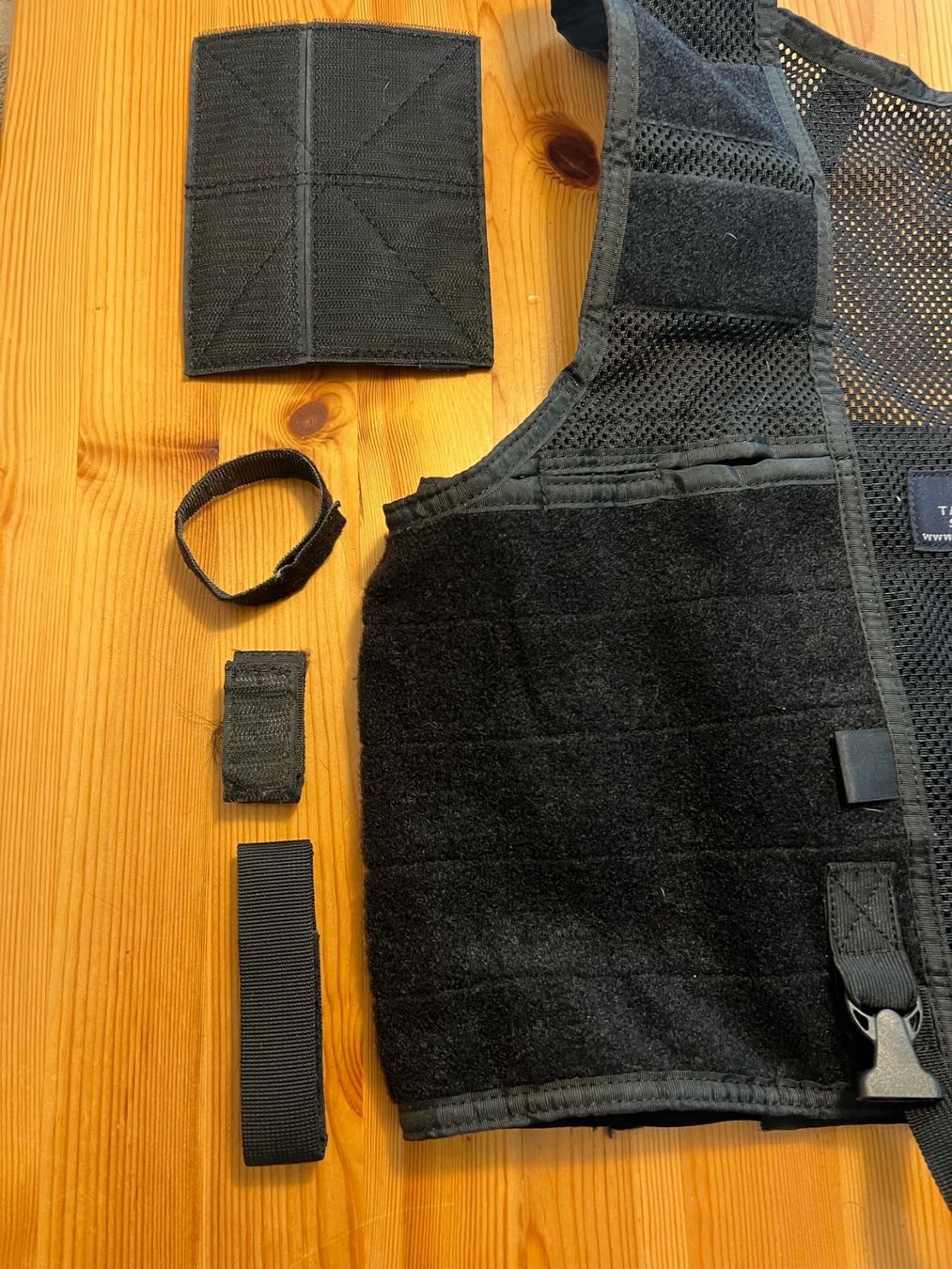 Gilets & Westen: Unterzieheinsatzweste – Gebraucht aus Degersheim von Rrimi 2