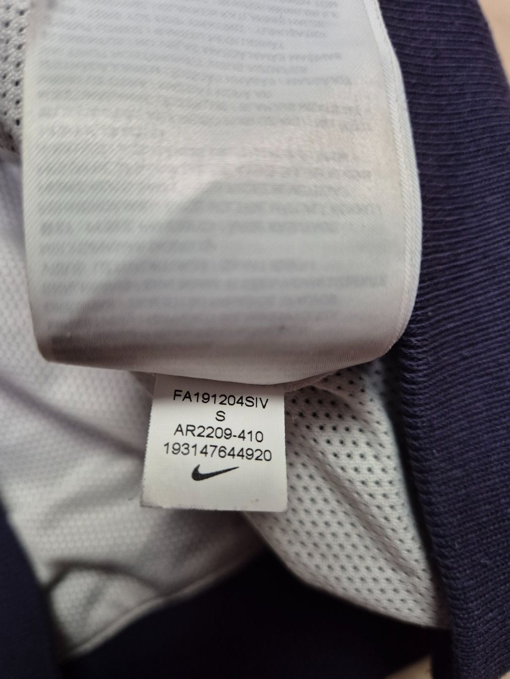 Nike Giacche: Nike Windrunner Jacke Gr. S – Nuovo (secondo la descrizione) da St. Gallen venduto da CaliSunshine 4
