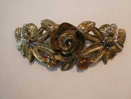 Gürtelschnalle mit Glimmer-Steinen Rosenmotiv