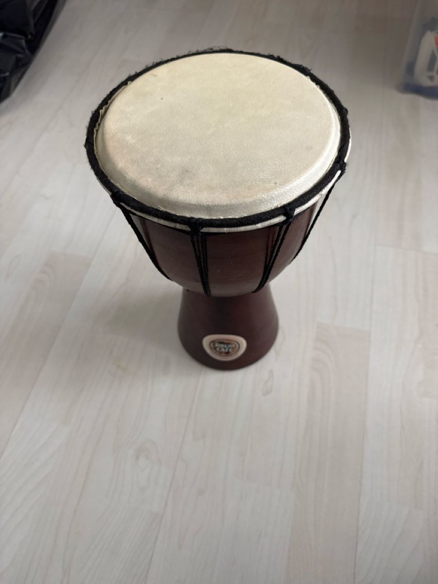 Musikinstrumente: Hand gemachteTrommel – Gebraucht aus Sempach von razo01 1