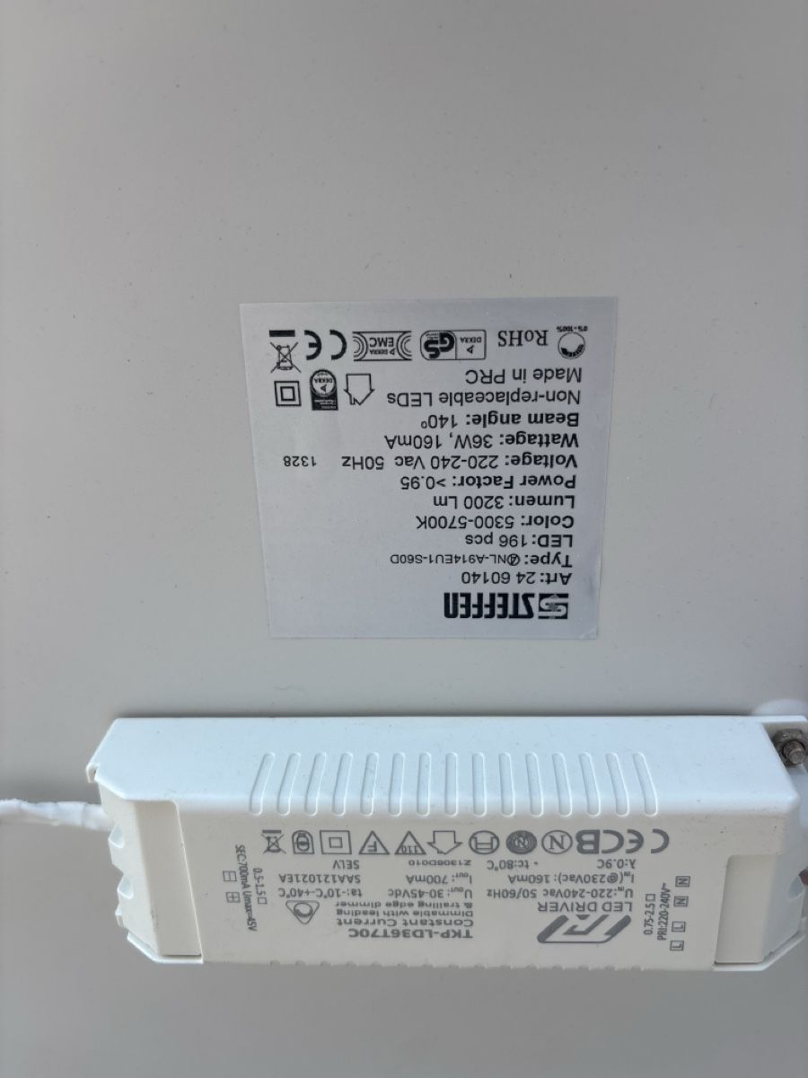 Lampade: Led Panel 60*60 – Usato da Sarnen venduto da Bernhardiner11 1