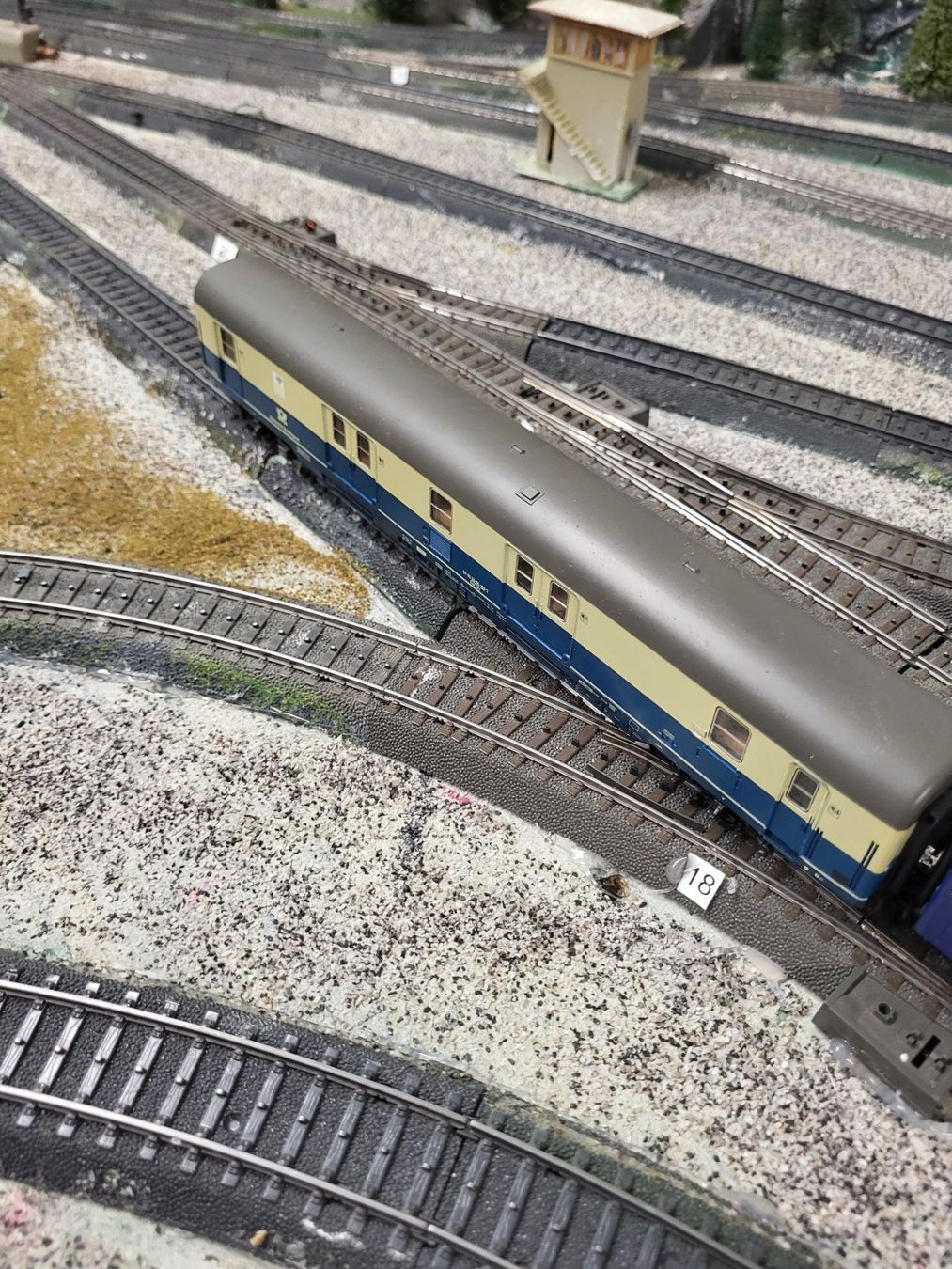 Märklin Modelleisenbahnen: Dampflok Digital mit 4 Wagen – Gebraucht aus Andelfingen von Flippi64 6