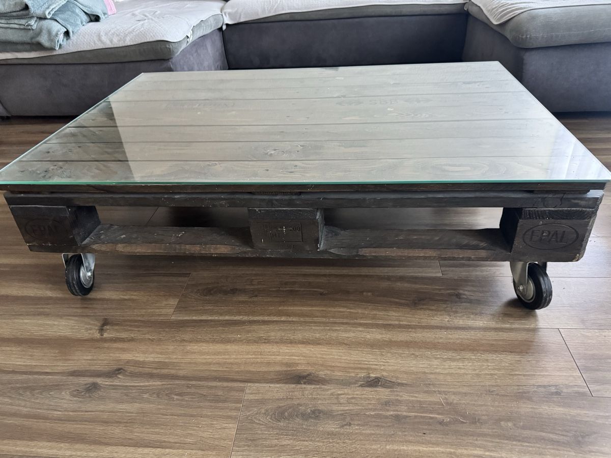 Tavoli: Table basse palette en bois, avec vitre - Unique! – Usato da Biel/Bienne venduto da assura 1