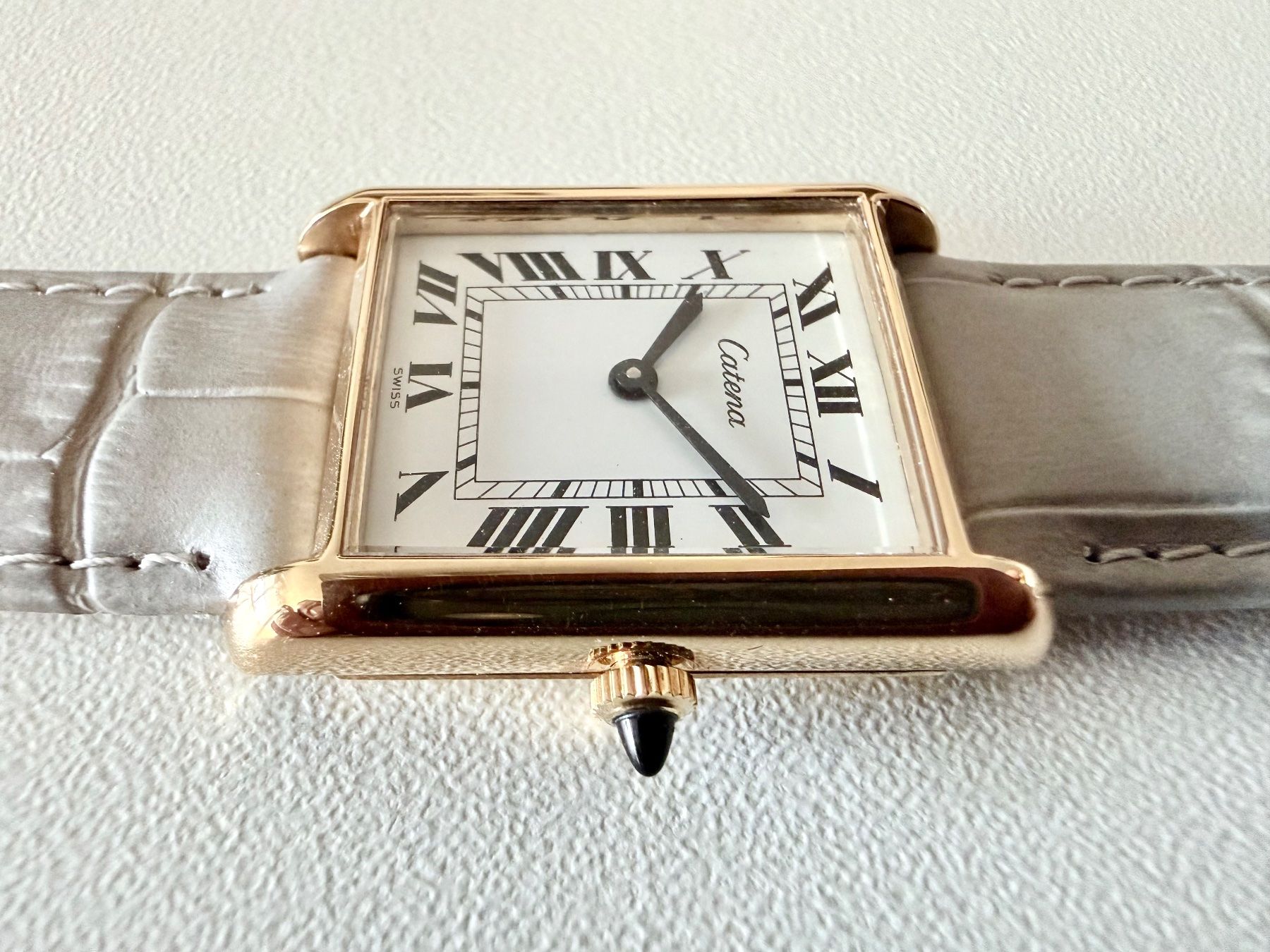 Orologi: CATENA "Tank" type, MEDIUM, Plaqué or, Mechanical, Swiss – Nuovo e nell'imballaggio originale da Le Mont-sur-Lausanne venduto da LycaGallery 3