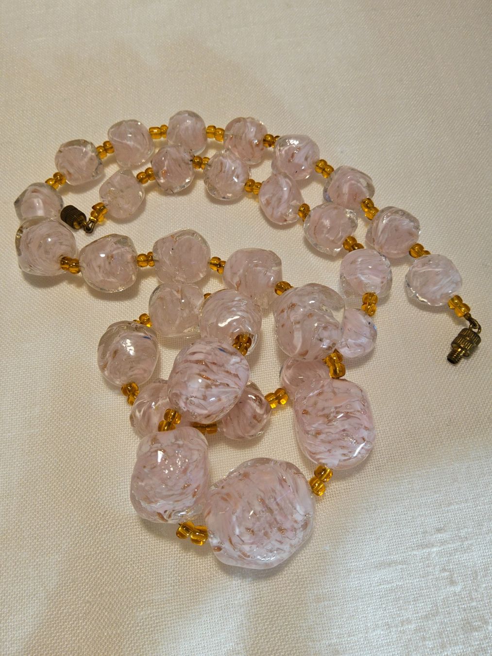 Murano Catenine: Vintage Murano Glaskette, Hellrosa/Goldig, ca 1960 – Usato da Zürich venduto da SciTec 3