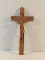 Holzkreuz mit Jesus-Figur, handgeschnitzt, Rarität (nov199)