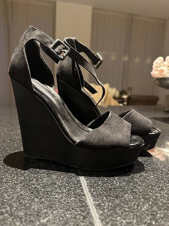 Chaussures femmes: Dorothy Perkins high heels – D'occasion à baar par may_8fwr