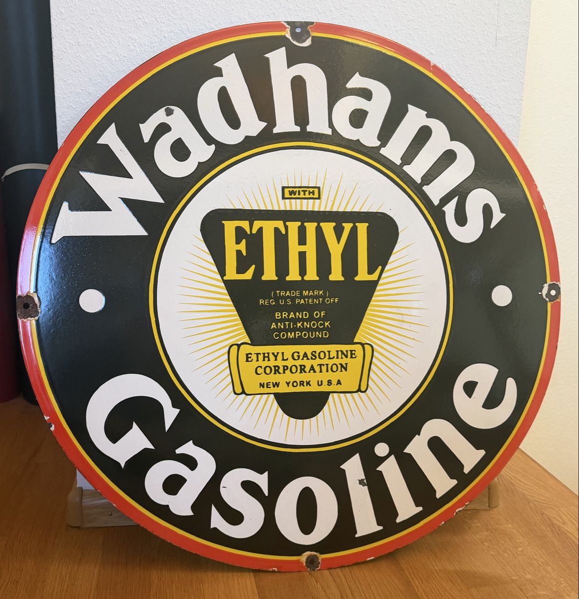 Insegne: Wadhams Gasoline Emailschild – Usato da Basel venduto da barracuda360