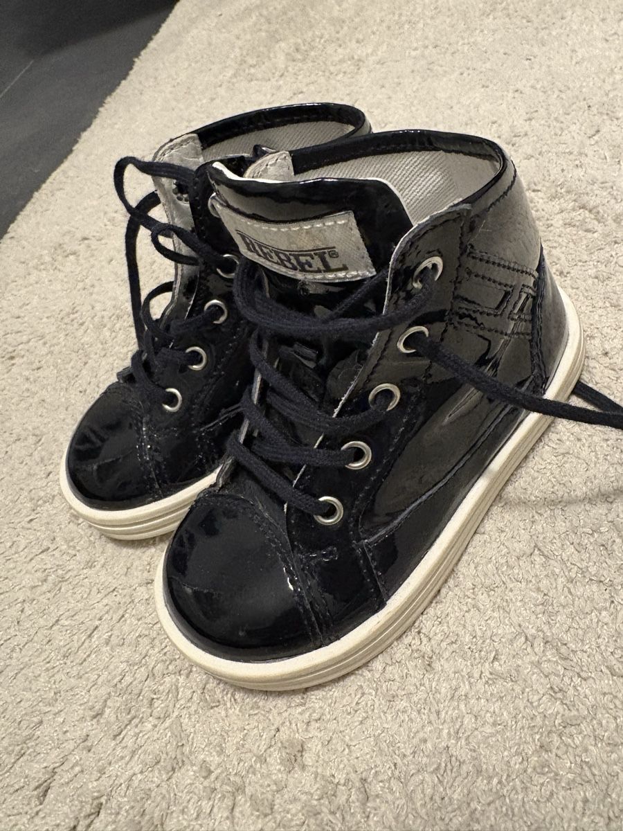 Hogan Scarpe per ragazzi: Hogan Rebel Kinderschuhe Gr. 21 – Usato da Zürich venduto da Anushka86 3