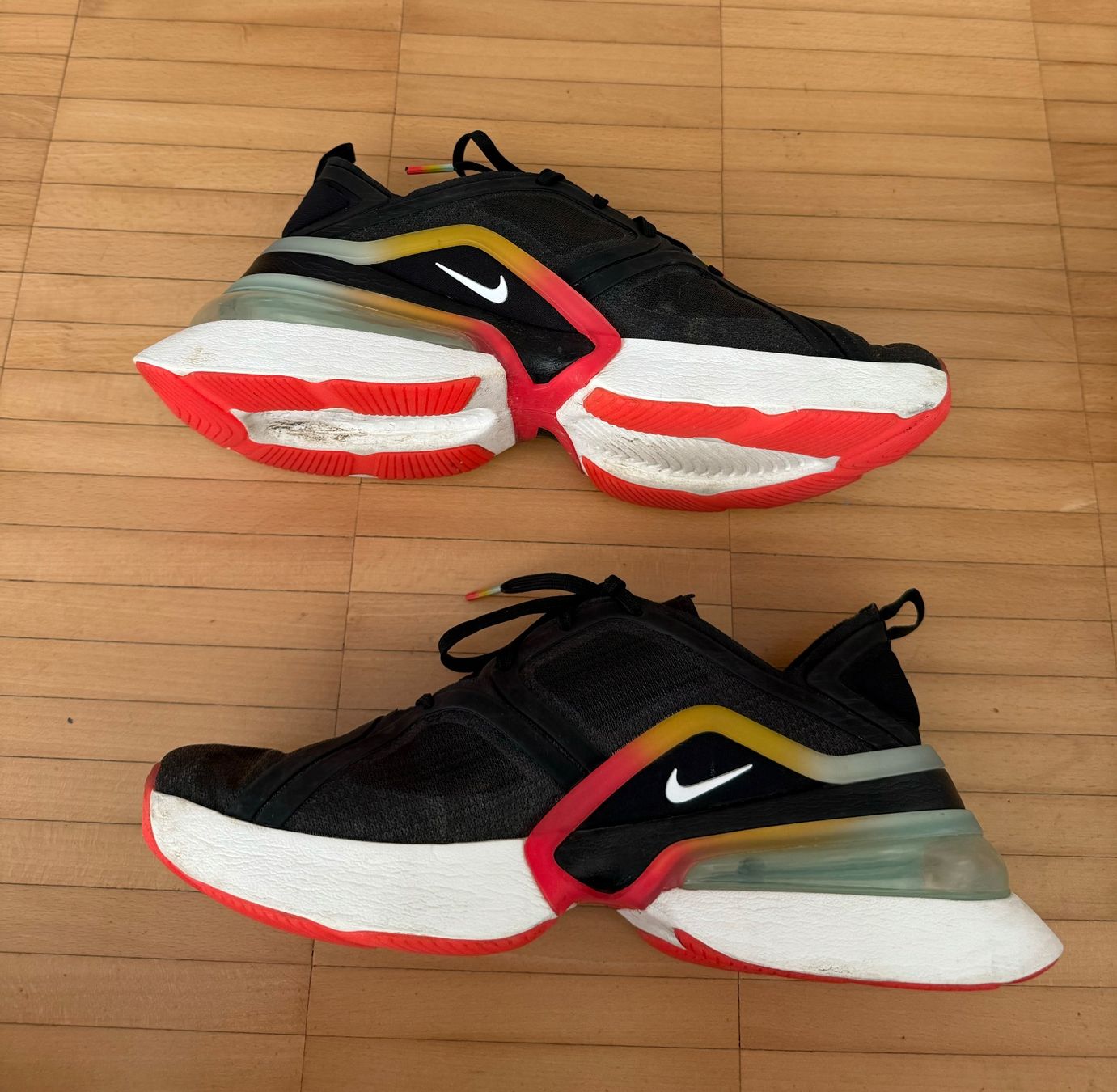 Nike Scarpe da donna: Nike Sneaker Damen Gr. 42 – Usato da Frauenfeld venduto da LIL_NA 4