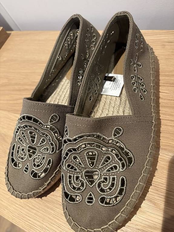Damenschuhe: ESPADRILLES, 39Grösse – Neu und originalverpackt aus Aesch BL von sab_9j2z 1