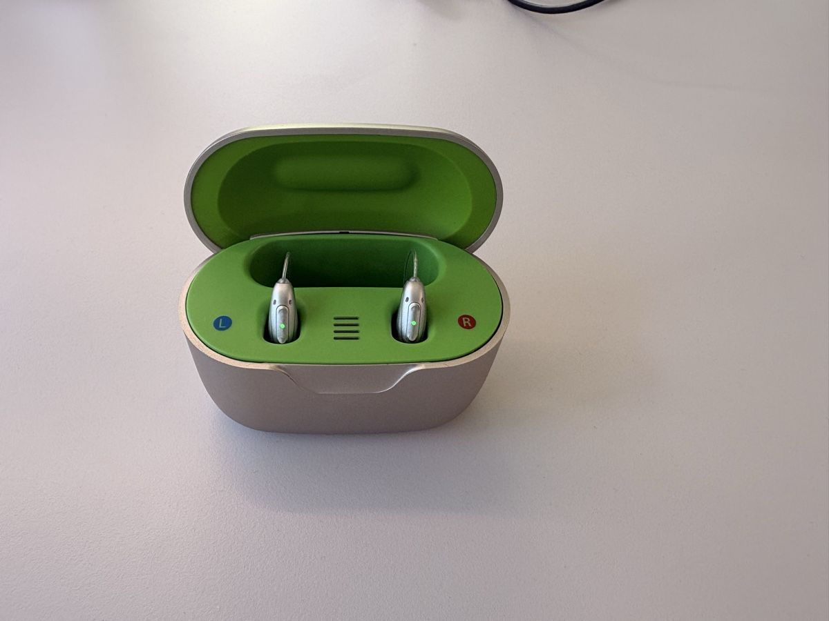 Phonak Attrezzature mediche: Phonak Lumity 70RL – Usato da Schänis venduto da two_w8zv 2