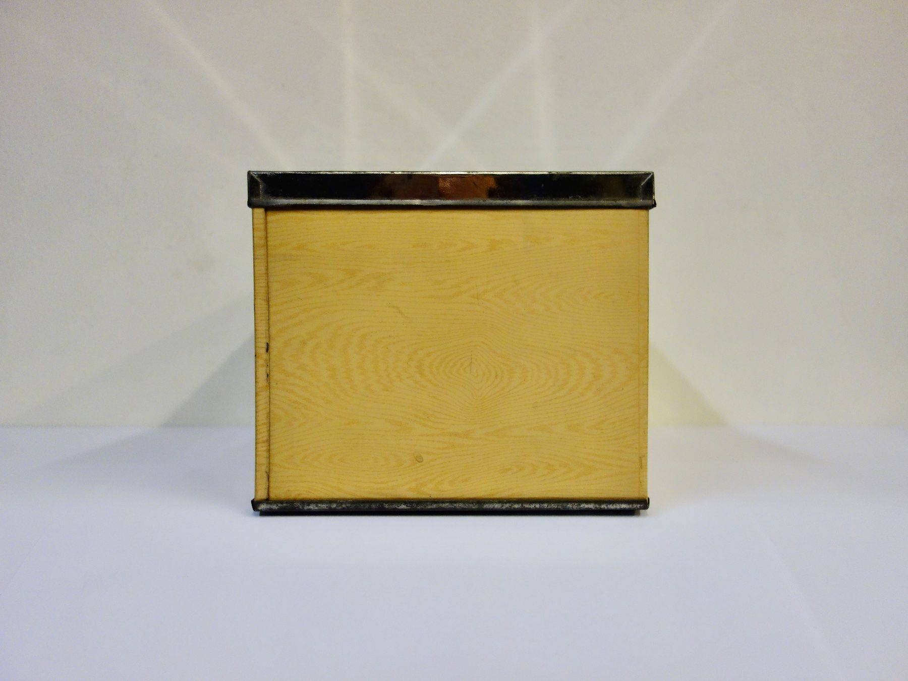 Transportkisten: alte Blechdose Dose mit Glasdeckel DR G. WANDER S MALZZUCKER – Gebraucht aus Kerzers von bottlesandboxes 2