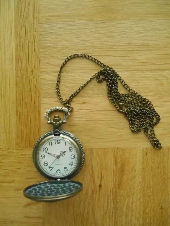 Montres: Alte Taschenuhr mit Kette – D'occasion à Möhlin par bekapame 1