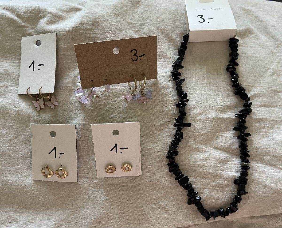 Altri gioielli: Lot de bijoux doré 📣 – Nuovo (secondo la descrizione) da Bramois venduto da cyr_sb8d