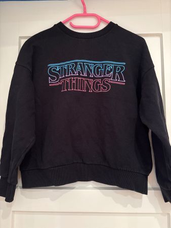 Stranger Things Pulli pull and bear