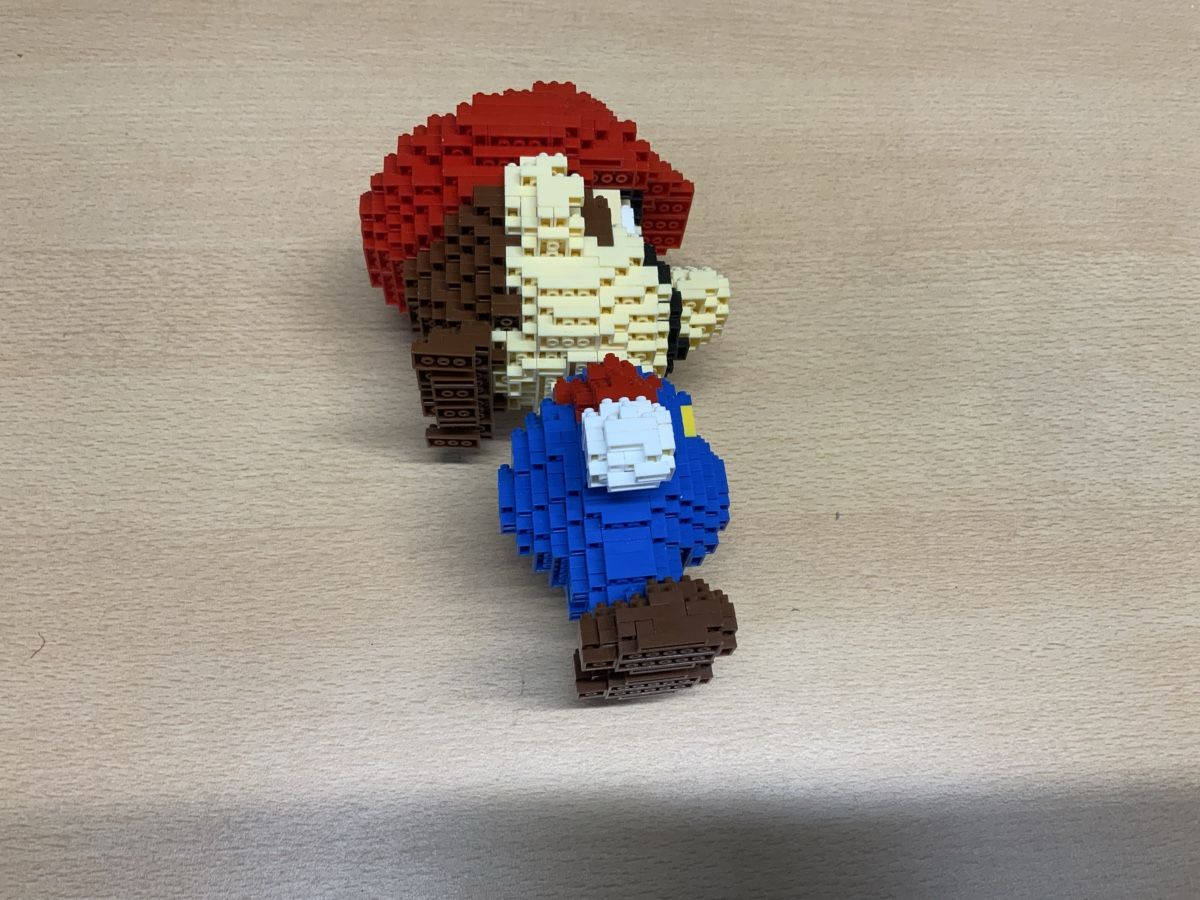 Lego Statuette: Lego Super Mario – Usato da Niederuzwil venduto da Miami1999 1