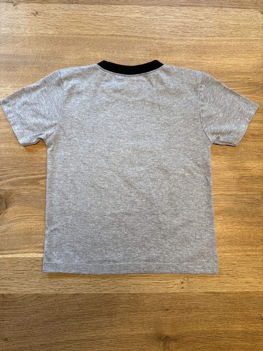 Camicie, T-shirt & Polo: Junge T-Shirt Batman Gr. 110 – Usato da Rohr b. Olten venduto da -FaLu- 2
