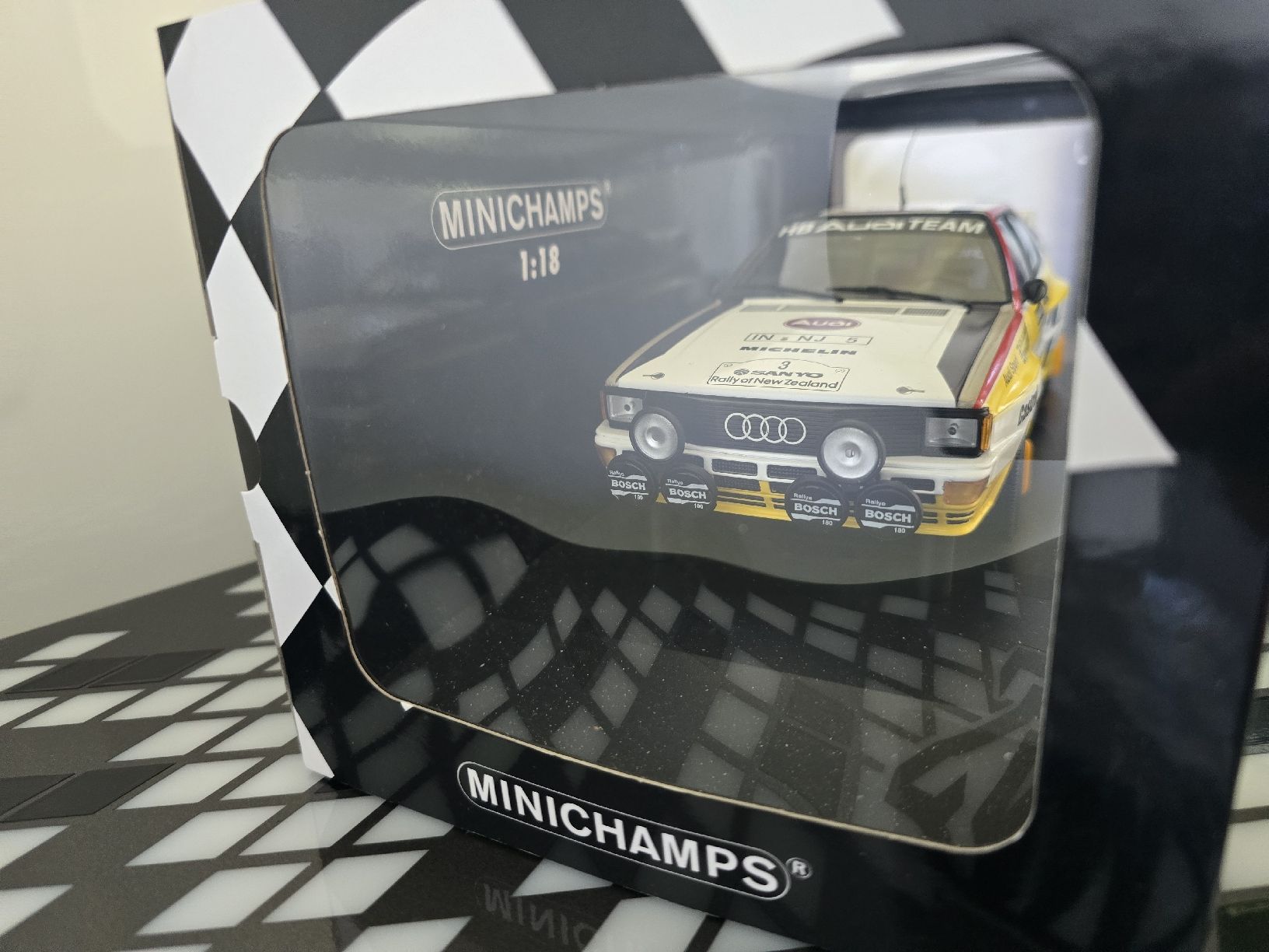Minichamps Voitures modèles: Audi Quattro 1:18 Rally – Neuf (Voir description) à Steinen par Red_Eclipse 2