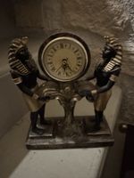 Horloge égyptienne décorative