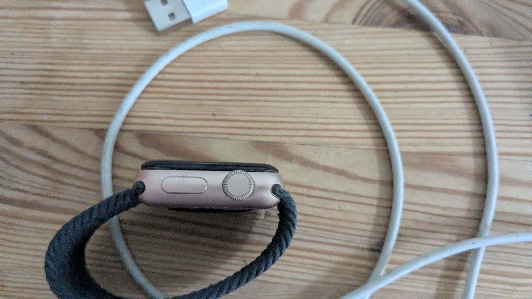 Apple Smartwatch: Apple watch series 3 defekt – Difettoso da Zürich venduto da enri23 1