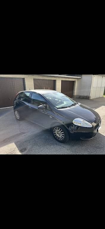 Automobili: Fiat Punto 1,2  – Usato da Sonvilier venduto da Roche86862000
