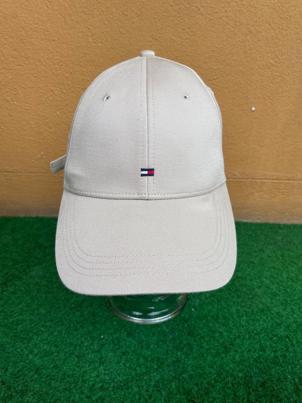 Tommy Hilfiger Copricapi, berretti & cappellini: Tommy Hilfiger 6-Panel Cap – Usato da Zürich venduto da le_souk