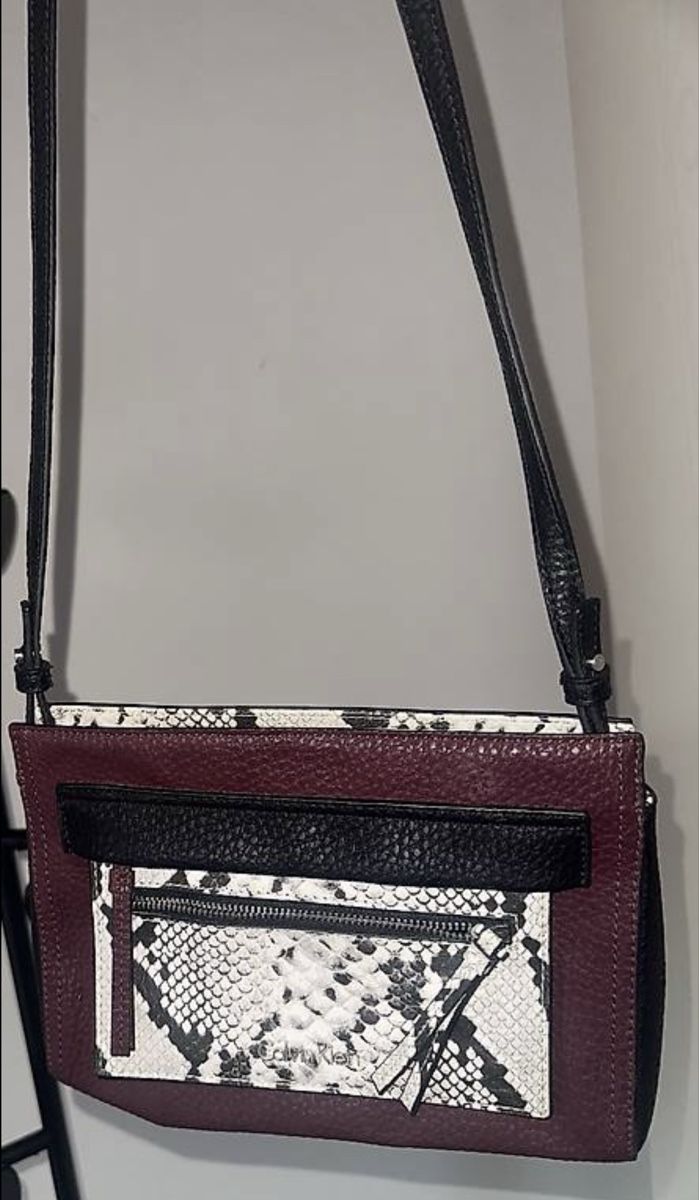 Calvin Klein Taschen für Damen: Calvin Klein Tasche – Gebraucht aus Gutenswil von jus_nr7h 1